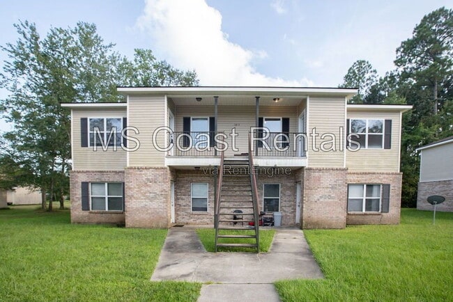 Building Photo - 15815 Adam Rd Unit 520