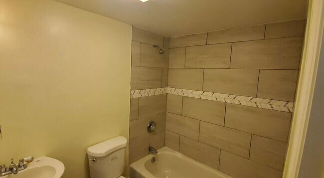 Photo - 2315 Chickasaw St