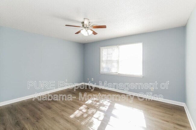 Photo - 1944 Nordan Ln