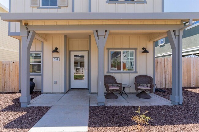 Photo - Newer home in beautiful Winters!