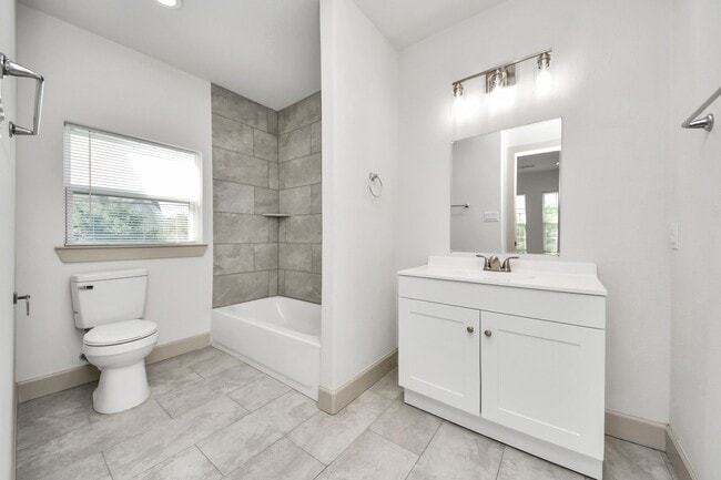 Photo - 2919 Rosedale St