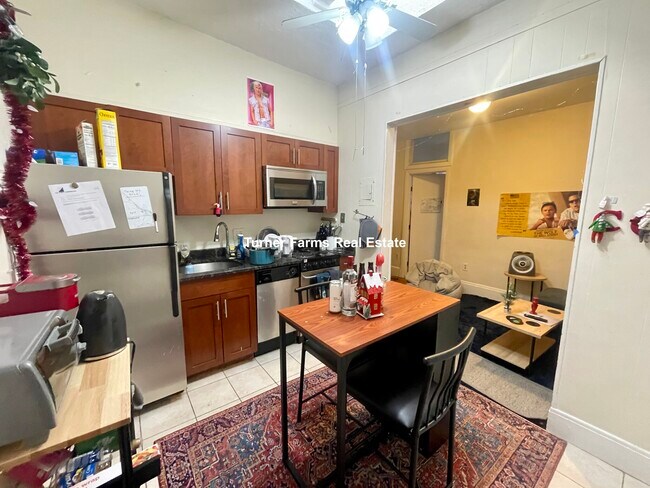 Photo - 15 Aberdeen St Unit 6