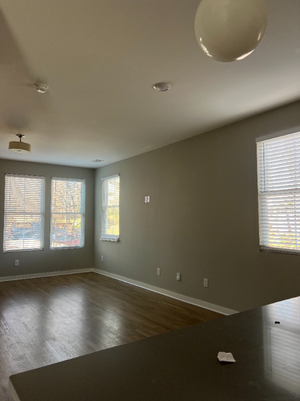 Photo - 2120 Herman St