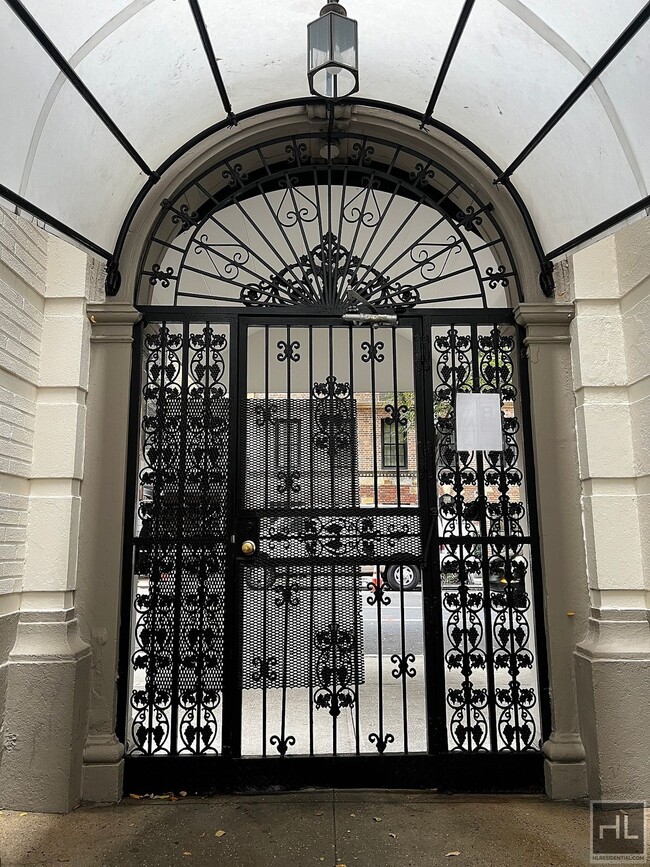 Photo - EAST 10 STREET Unit 1A