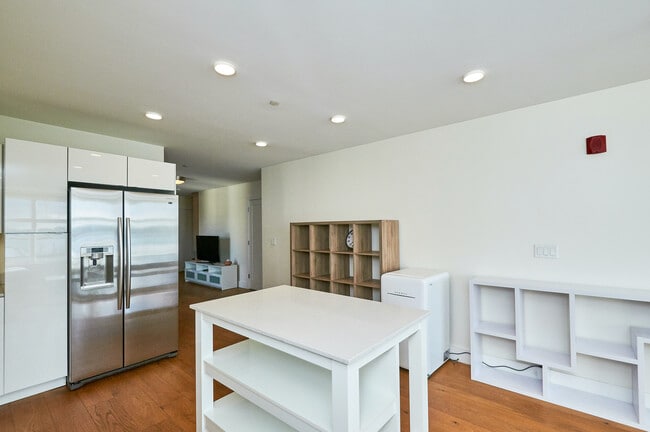 Photo - 250 Meridian St Unit 308