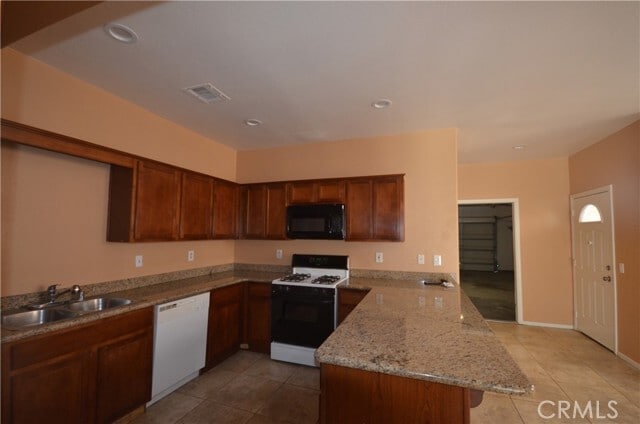Building Photo - 13828 Luis Dr Rental