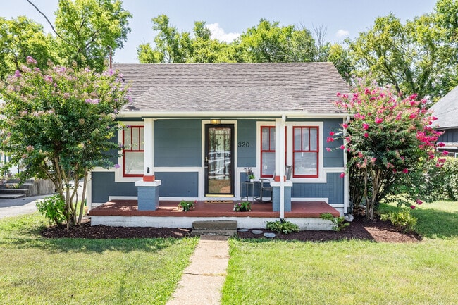 Photo - 320 Cherry St