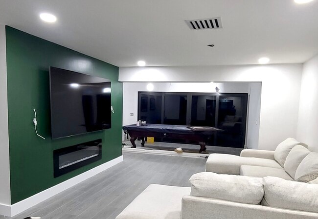 Photo - 132 NW 78th Ter