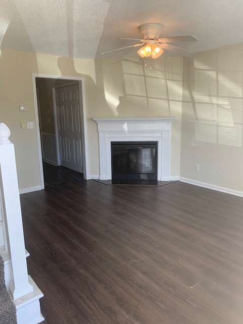 Photo - "Charming 2-Bed Townhouse Oasis in Winterville – Comfort Meets Convenience!"