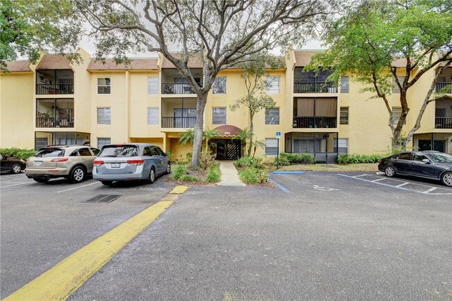 Photo - 490 NW 20th St Unit A-315