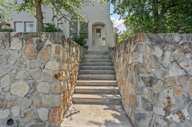 Photo - 2611 McCart Ave