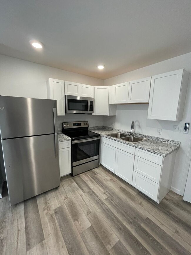 Photo - 413 E Doxey St
