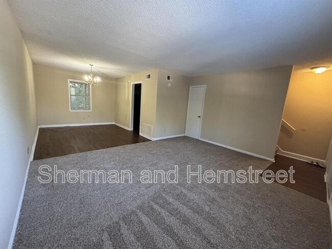 Photo - 2738 Blount Ave