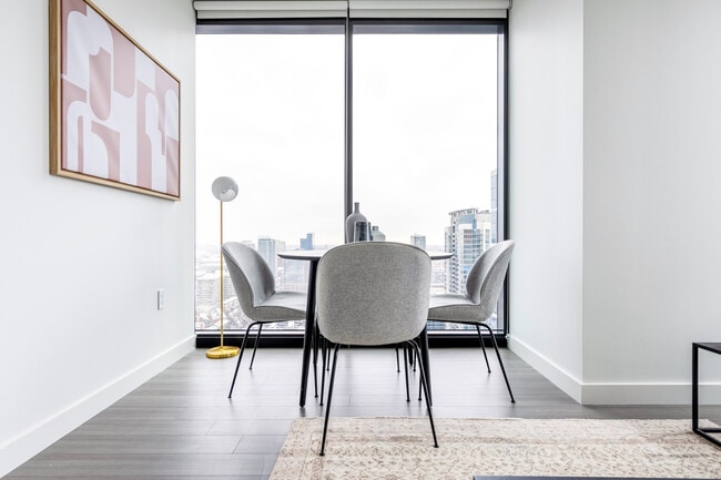 Photo - 1210 S Indiana Ave Unit FL34-ID1299