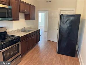 Building Photo - 406 E Cold Spring Ln Rental
