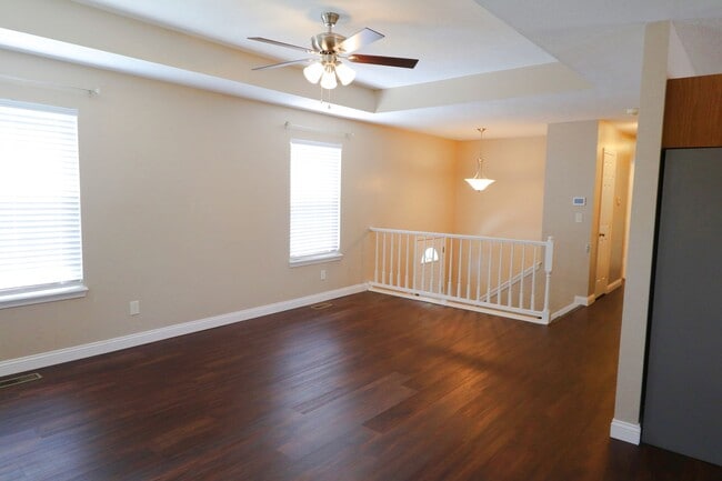 582 Clever Heights