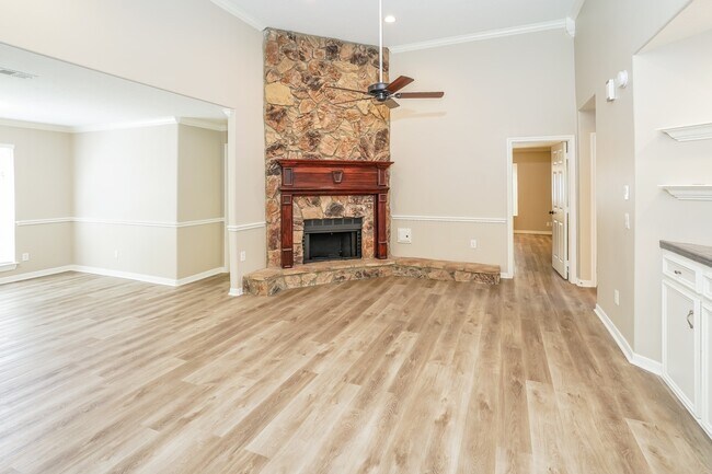 Photo - 17311 Modbury Dr