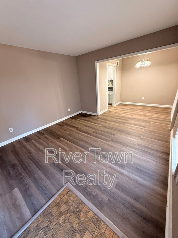 Photo - 4987 Scenicwood Cove