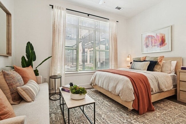 Link Apartments® NoDa 36th