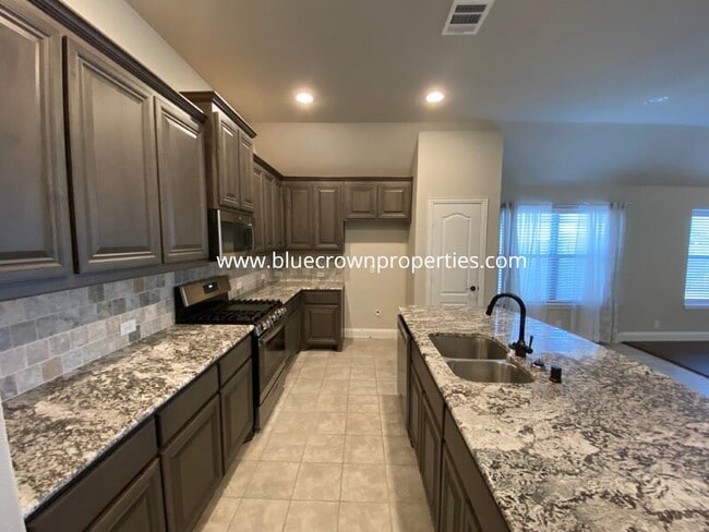 Photo - 5211 Pentridge Dr