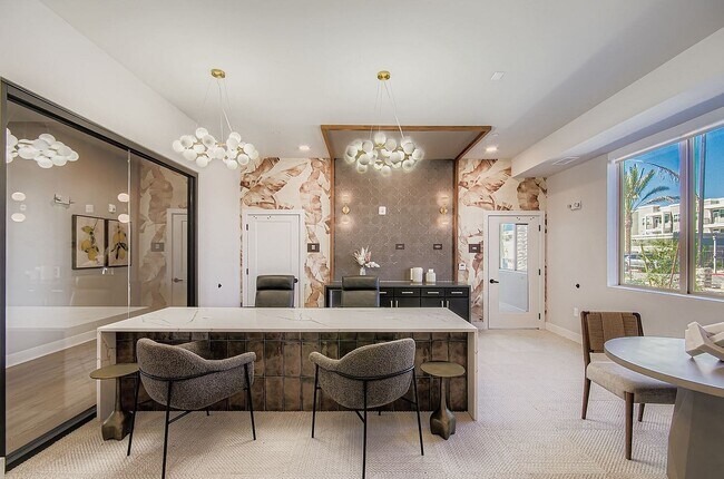 Garrett Mesa Clubhouse