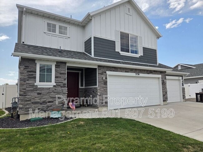 Building Photo - 3536 Bayview Dr Rental