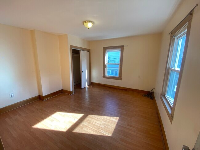 Photo - 13 Andrew St Unit 13 Andrew Street