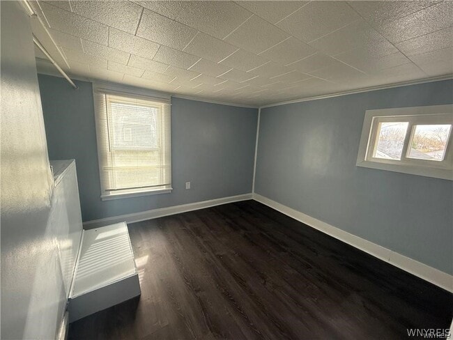 Photo - 300 Springville Ave