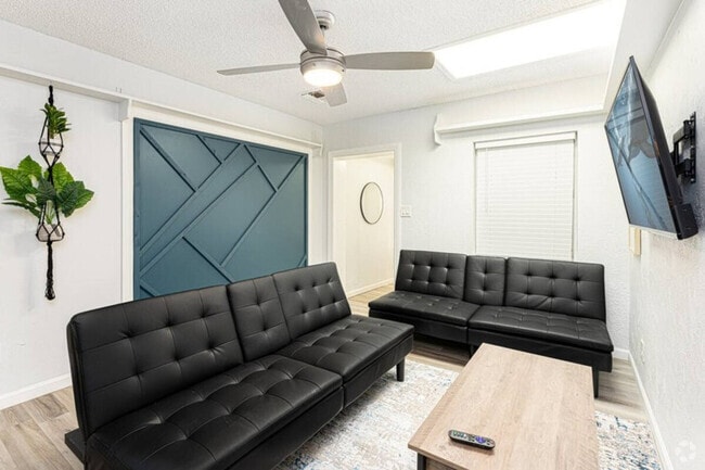 Building Photo - 1213 N Pine Hills Rd Rental