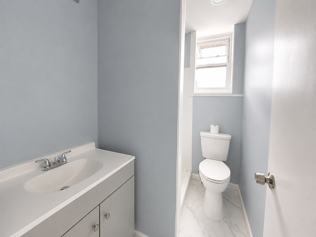339 Valley St Unit 1