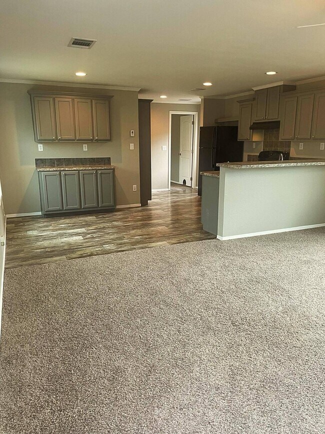 Photo - 7109 W Loop 1604 N