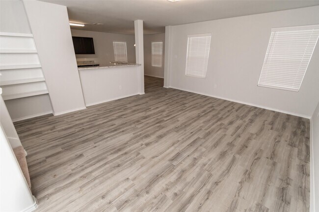 5514 Hawksbury Creek Trail