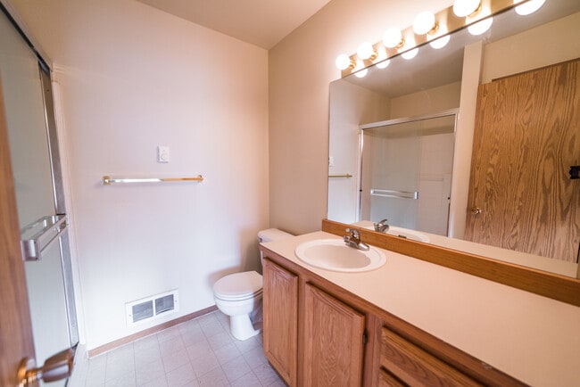 Photo - 2105 Yellowstone St Unit B