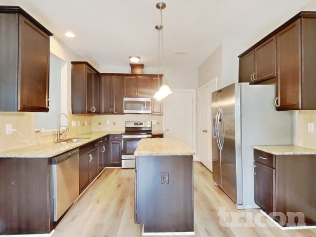 Photo - 37 Pedley Pl