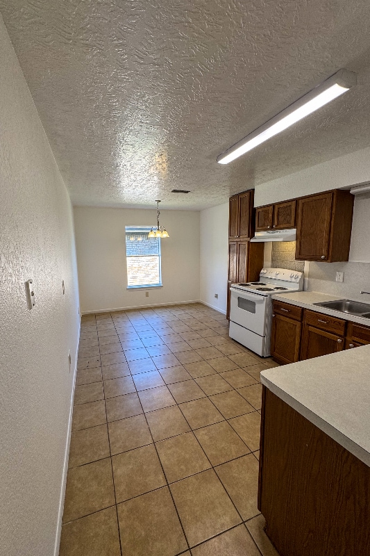 Photo - 2405 26th St N