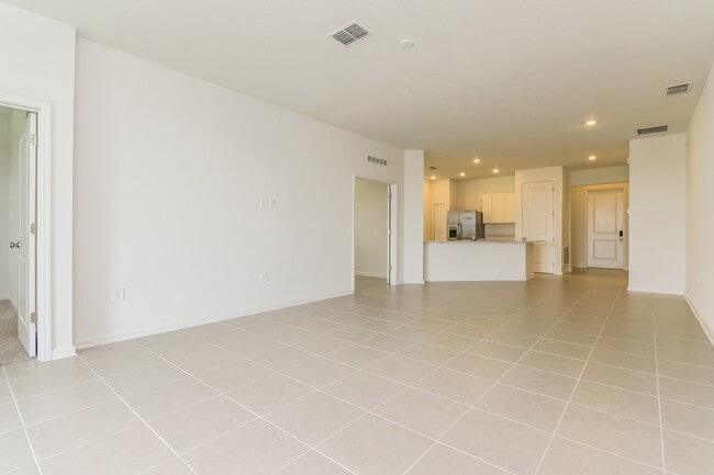 Photo - 2039 Hemingway Cir