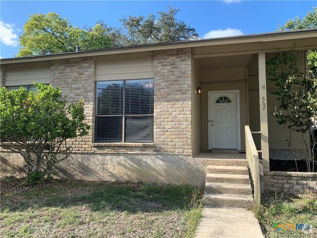 Building Photo - 862 Wood Rd Rental