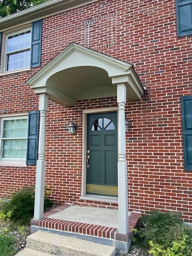 Photo - JUST REDUCED!!  Gorgeous 3 Bedroom Renovat...