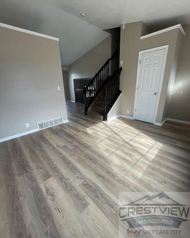 Photo - Must See!! 4 bedrooms 2 baths house in Layton!