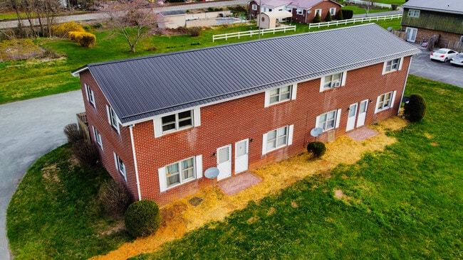 Photo - Hickory Hills Townhomes Unit 11