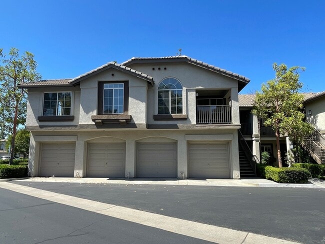 Building Photo - Charming 2bdrm/2ba in Foothill Ranch Rental