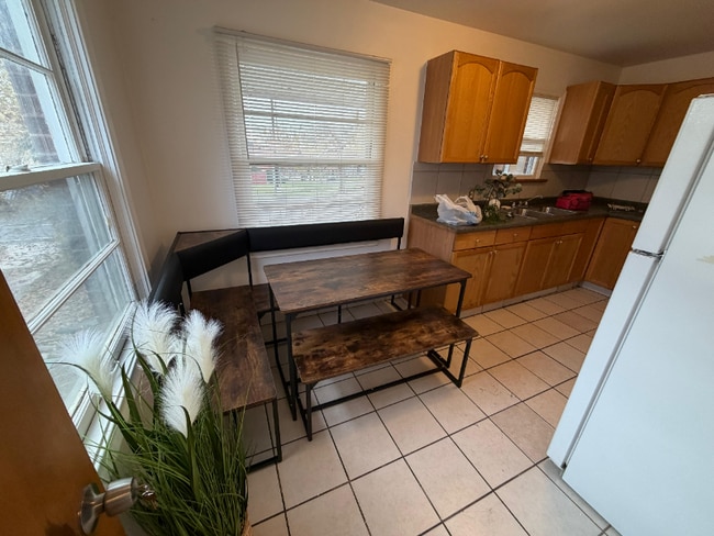 Photo - 1711 S 1300 E