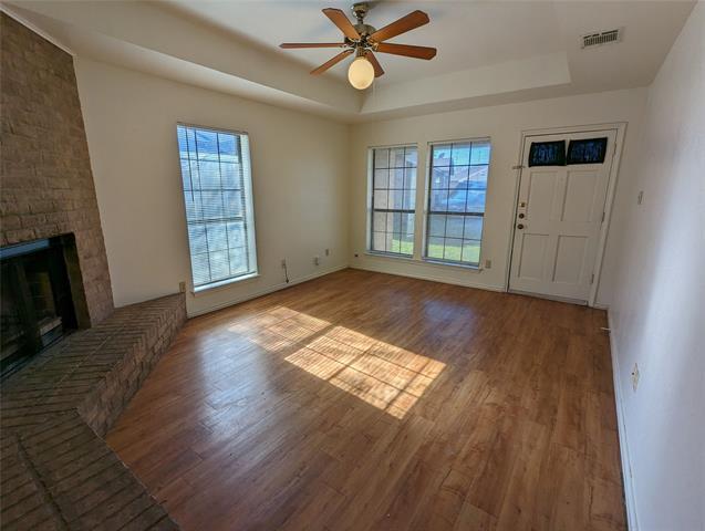 Photo - 212 Lanham Ct