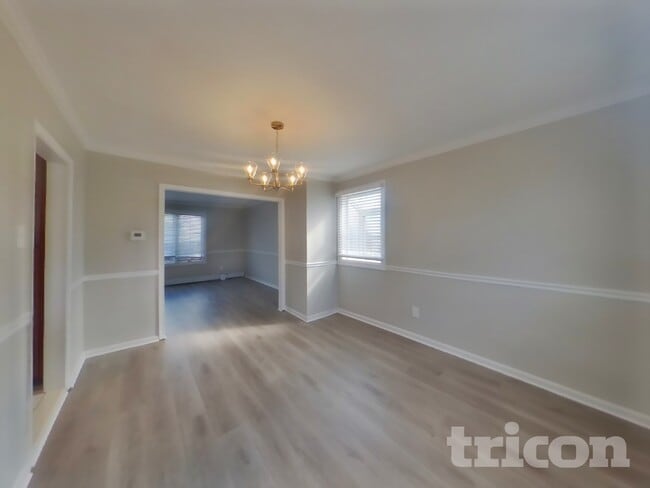 Photo - 2506 Oakland Dr