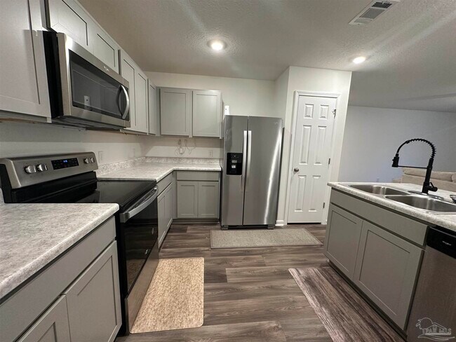 Photo - 8752 Schooner Ln