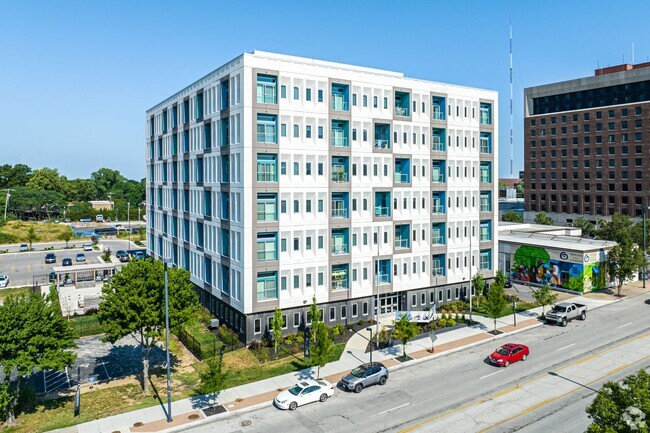 Building Photo - Midtown Plaza Rental