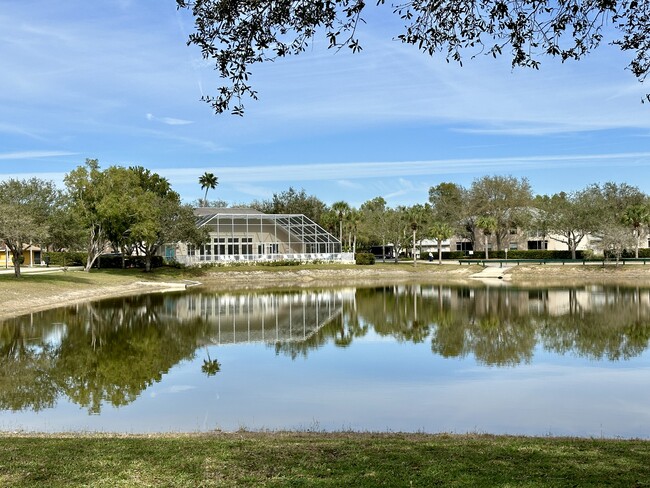 Photo - 12243 Londonderry Ln