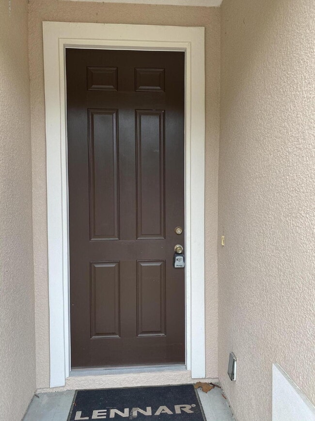 Photo - Beautiful 3-Bedroom Townhome in Desirable Oakleaf Plantation – Available Now! Unit 1812