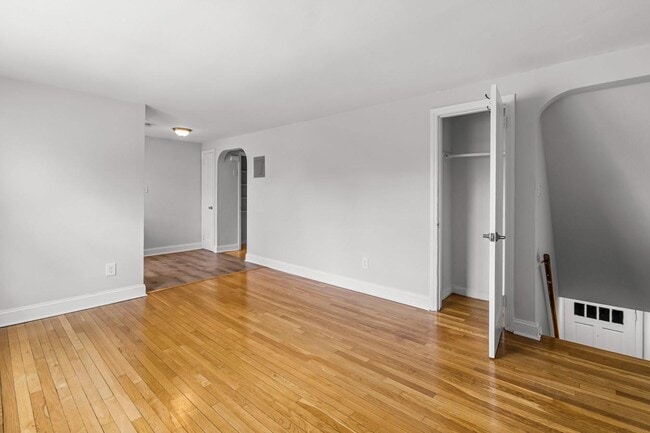 Shore Gardens Apartments
