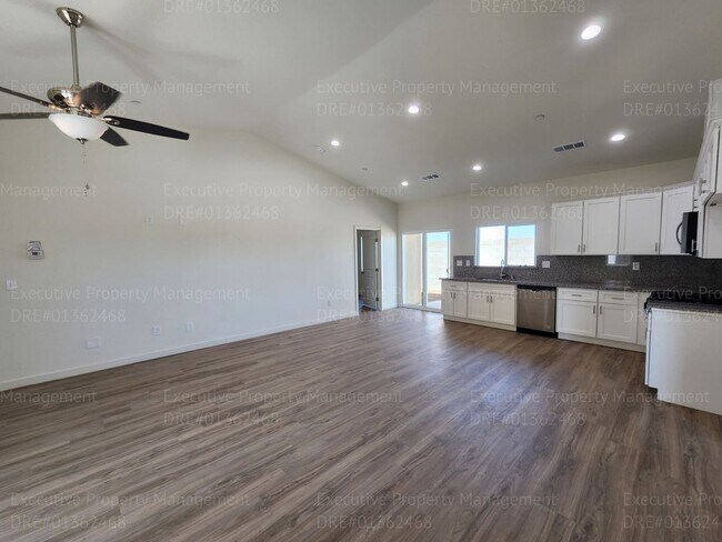 Photo - 8512 Grandy St Unidad B